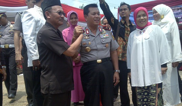<b>Foto:</b> Kunjungan Kerja Kapolda di Batanghari, Bersama Bupati Batanghari Sinwan